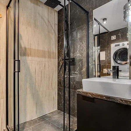 Blacknight - Self Check-in 24h Wroclaw